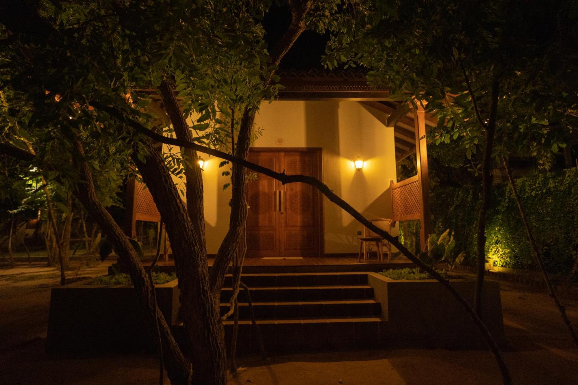Omkara Rekawa Hotel Tangalle Exterior photo