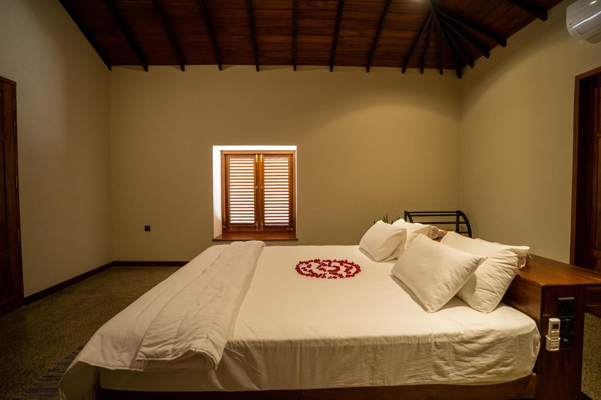 Omkara Rekawa Hotel Tangalle Exterior photo